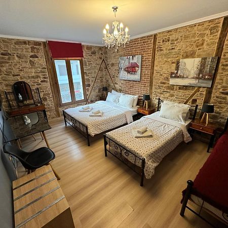 Ionia Rooms Chios Town Eksteriør billede