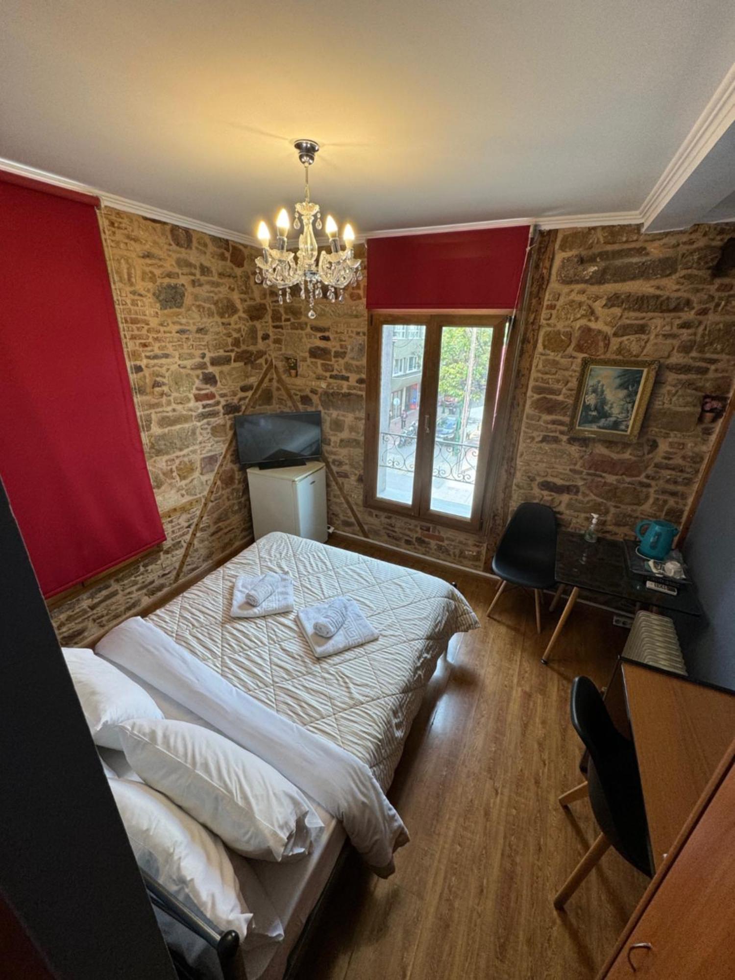 Ionia Rooms Chios Town Eksteriør billede